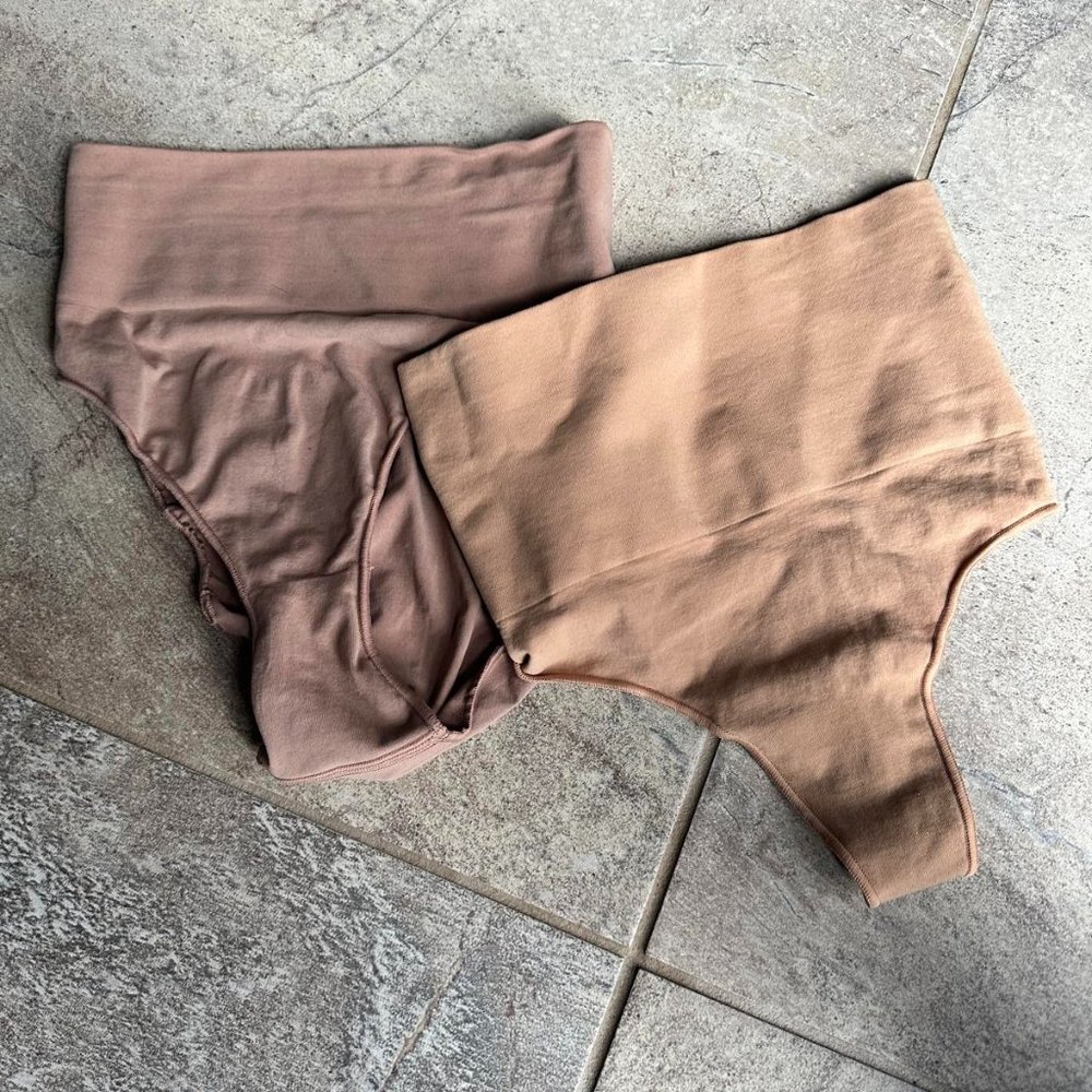 NWOT 2 pairs of Skims shaping bottoms